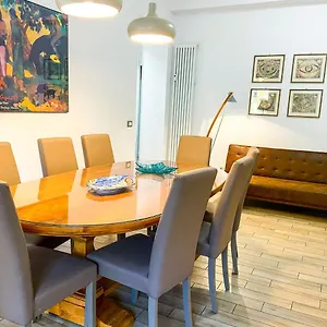 https://butterfly-suite-rome.it-romehotels.com