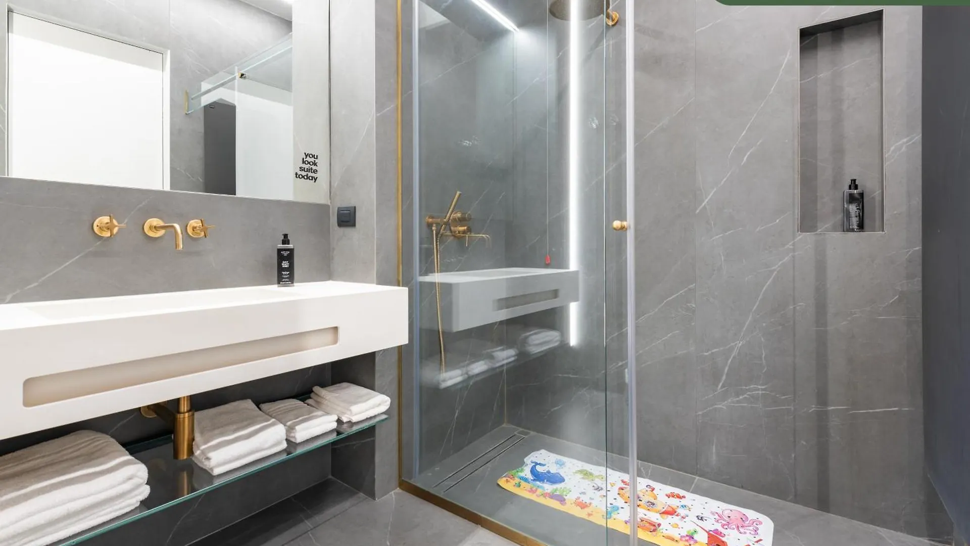 Limehome Lecce Palazzo Bn Lägenhet